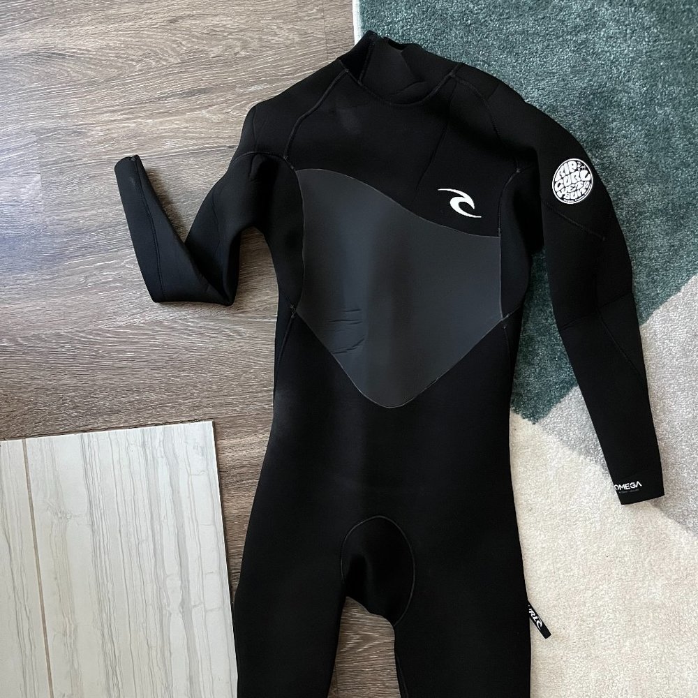 Ripcurl Women's 4/3 Wetsuit 8 Tall
